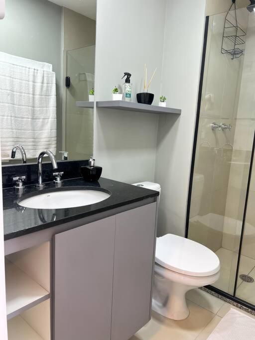 Completo A 230m Do Metro Brooklin Apartamento São Paulo